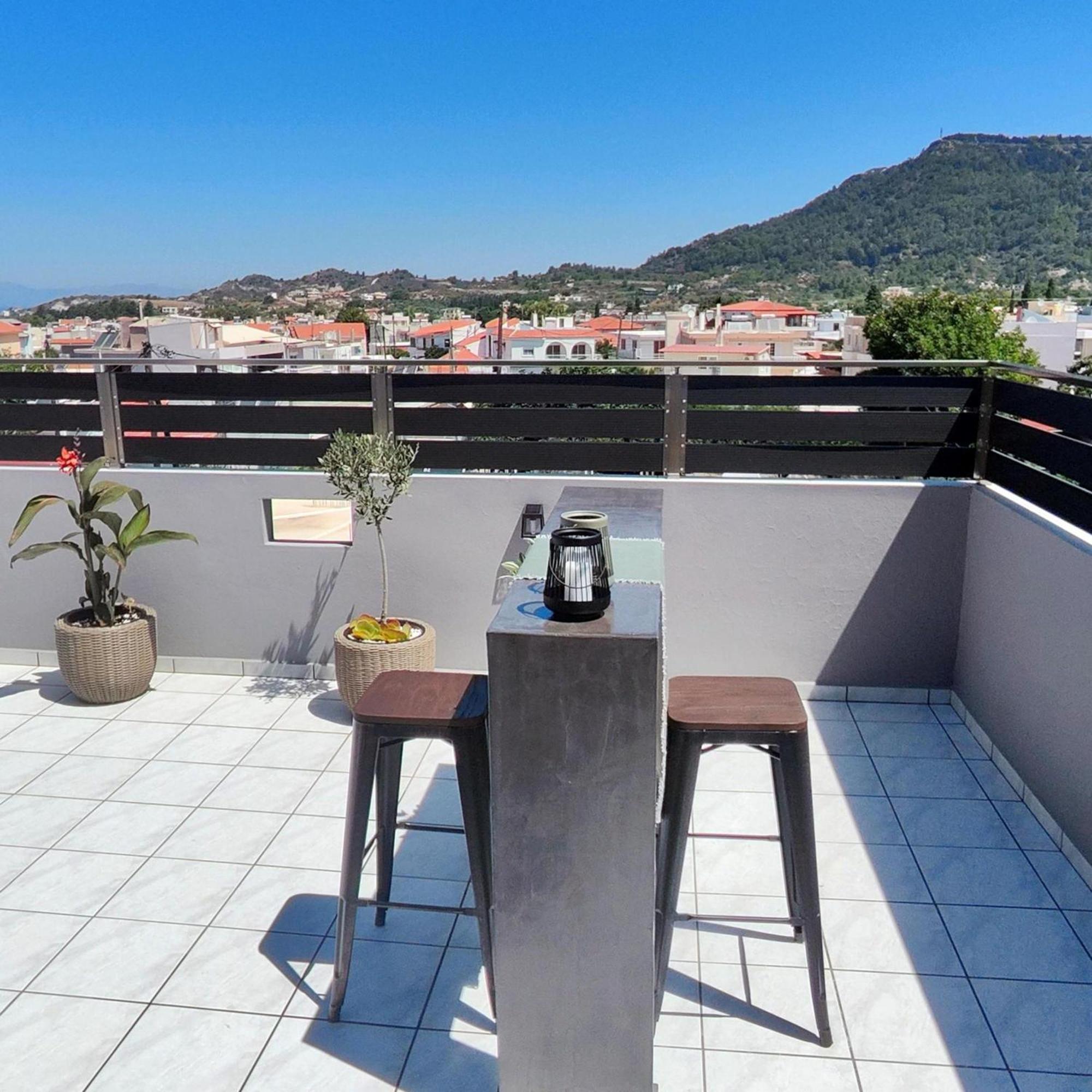 Lägenhet Stamatina's Luxury Penthouse In